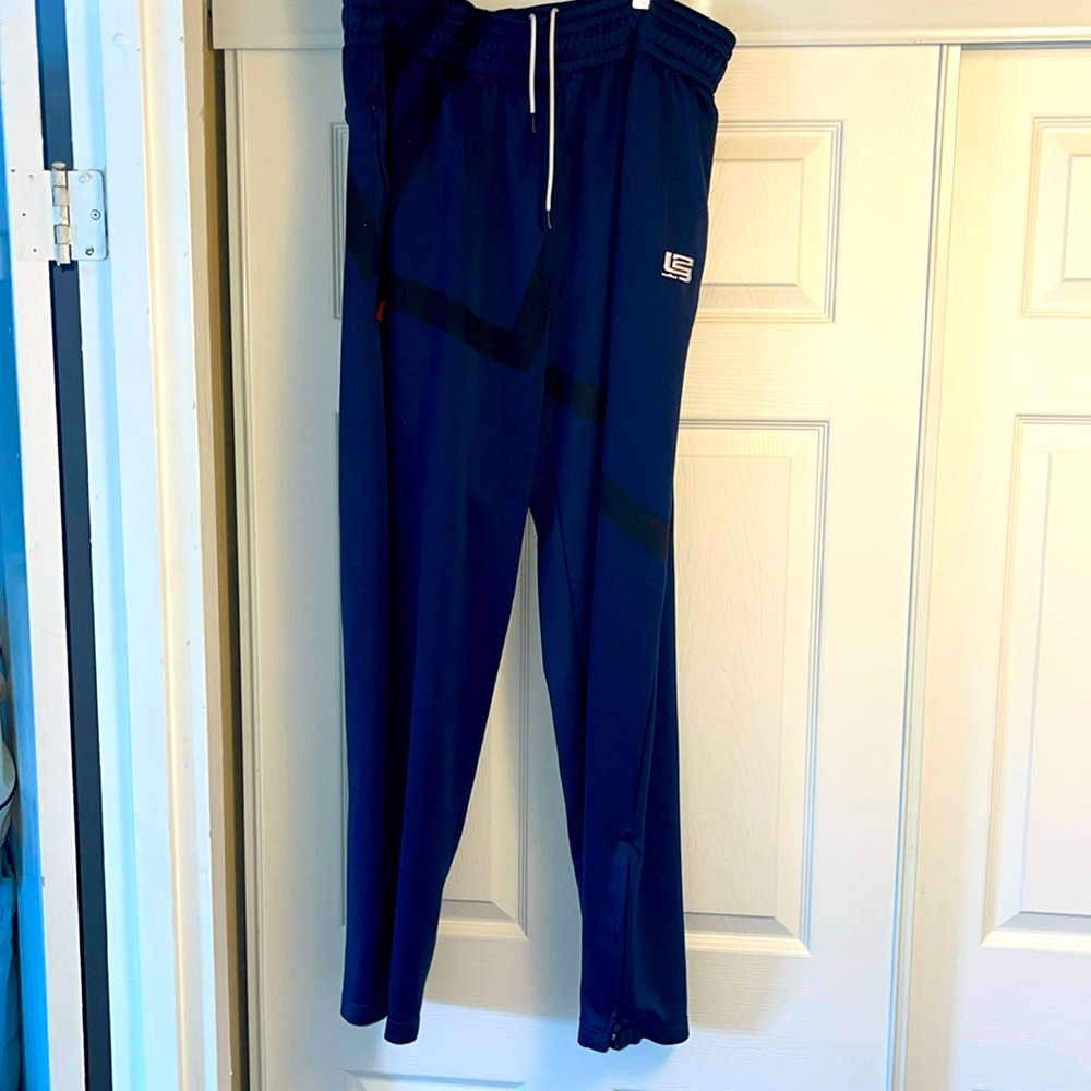 Nike XL Lebron James Basketball Warm Up Pants Retro Vintage Athletic Joggers